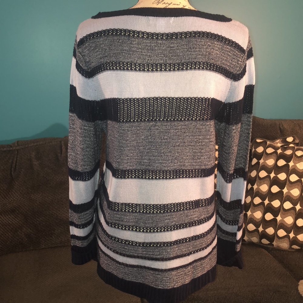 🔹4 for $30 NY&CO Striped Sweater, Medium - Picture 5 of 8